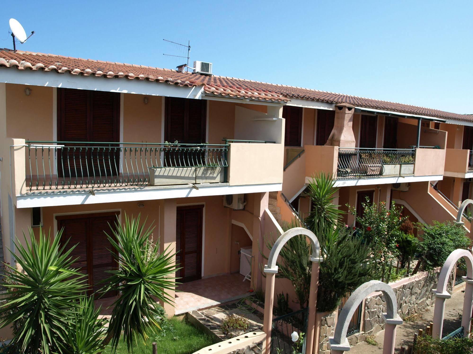 Appartamenti Simius Villasimius Exterior foto